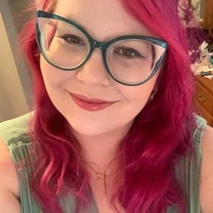 Meet your Posher, Anne sydnie